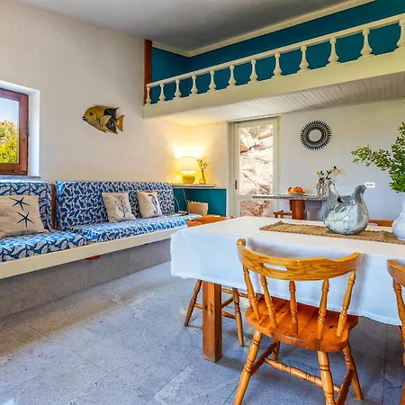 וילה Cosy Sea View And Garden