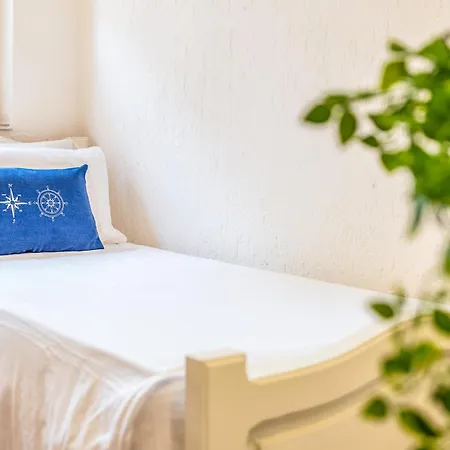 빌라 Cosy Sea View And Garden